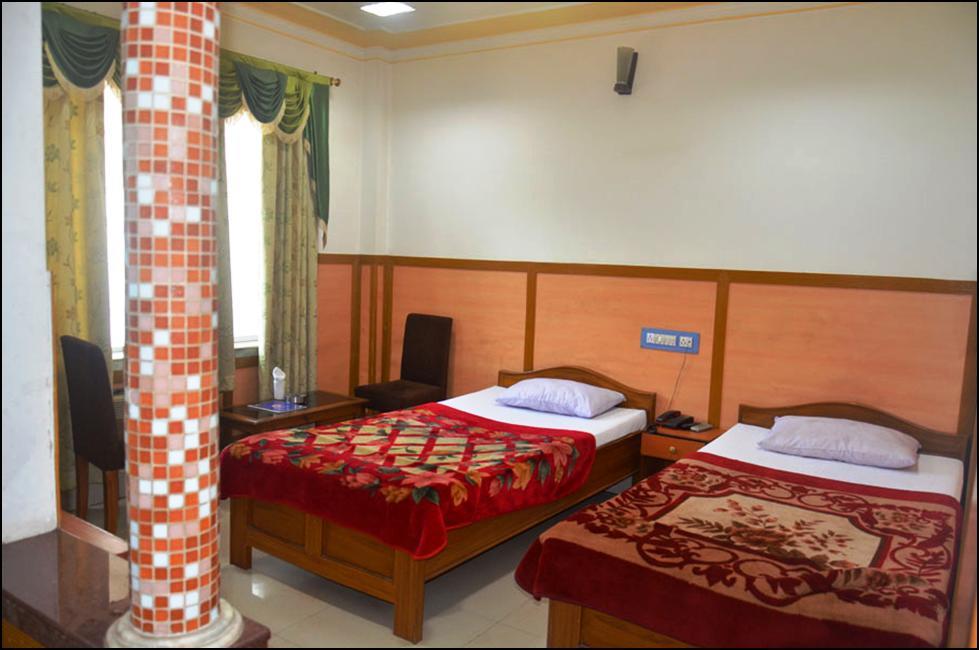 Hotel Pritika Durgāpur 外观 照片